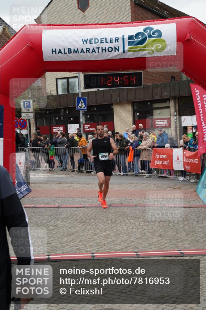 04.05.2025 - 8. Wedeler Halbmarathon Felixshl http://msf.ph/oto/7816953 04.05.2025 11:24:52 Ziel 1050, 1126 meine-sportfotos.de