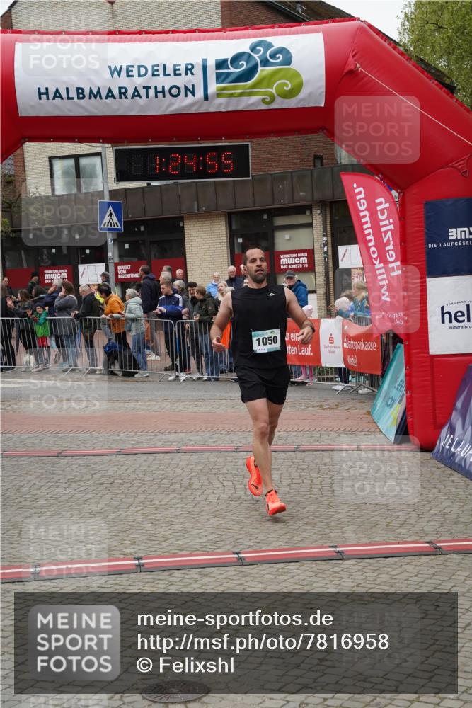 04.05.2025 - 8. Wedeler Halbmarathon Felixshl http://msf.ph/oto/7816958 04.05.2025 11:24:53 Ziel 416, 1050, 1126 meine-sportfotos.de
