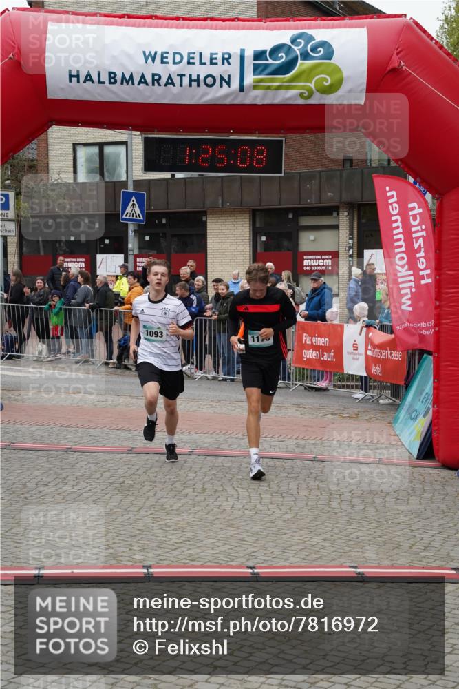 04.05.2025 - 8. Wedeler Halbmarathon Felixshl http://msf.ph/oto/7816972 04.05.2025 11:25:06 Ziel 1093, 1176 meine-sportfotos.de