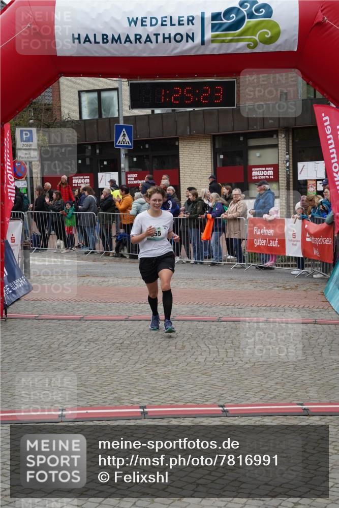 04.05.2025 - 8. Wedeler Halbmarathon Felixshl http://msf.ph/oto/7816991 04.05.2025 11:25:21 Ziel 655, 1074 meine-sportfotos.de