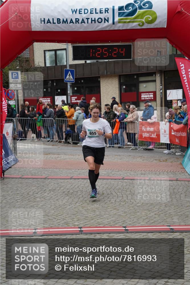 04.05.2025 - 8. Wedeler Halbmarathon Felixshl http://msf.ph/oto/7816993 04.05.2025 11:25:22 Ziel 655, 1074 meine-sportfotos.de