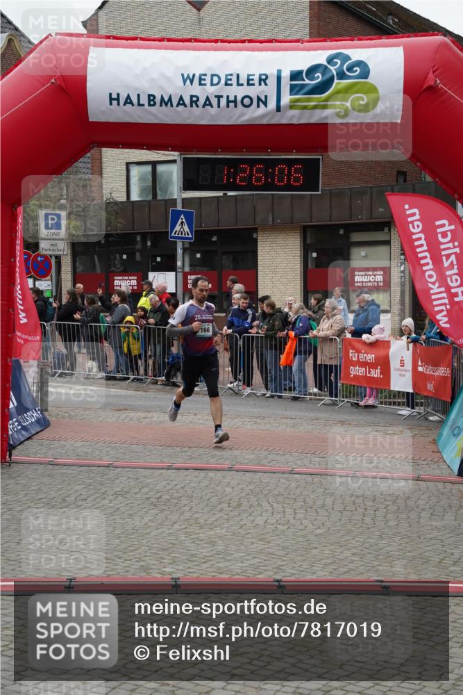 04.05.2025 - 8. Wedeler Halbmarathon Felixshl http://msf.ph/oto/7817019 04.05.2025 11:26:04 Ziel 166 meine-sportfotos.de