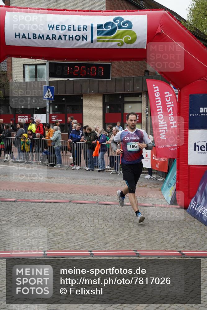 04.05.2025 - 8. Wedeler Halbmarathon Felixshl http://msf.ph/oto/7817026 04.05.2025 11:26:05 Ziel 166, 1123 meine-sportfotos.de