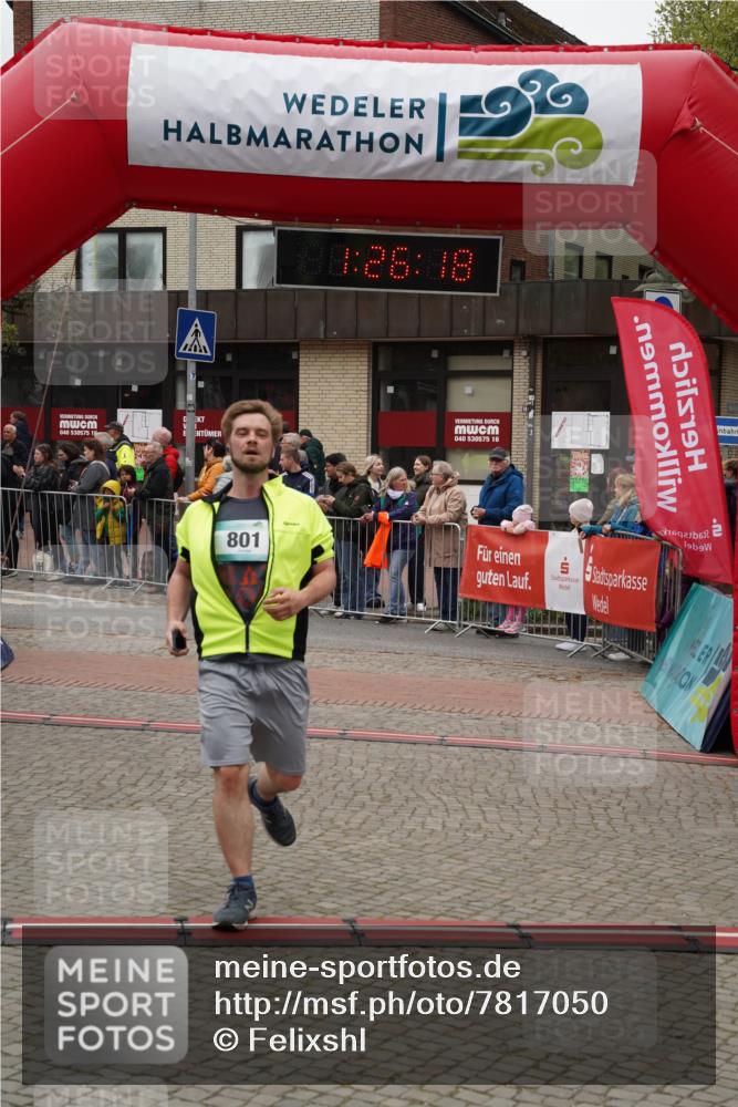 04.05.2025 - 8. Wedeler Halbmarathon Felixshl http://msf.ph/oto/7817050 04.05.2025 11:26:16 Ziel 801, 825, 978 meine-sportfotos.de