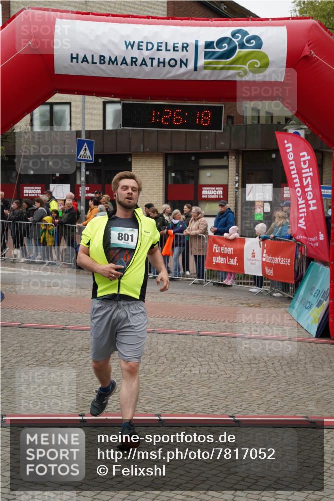 04.05.2025 - 8. Wedeler Halbmarathon Felixshl http://msf.ph/oto/7817052 04.05.2025 11:26:16 Ziel 801, 825, 978 meine-sportfotos.de