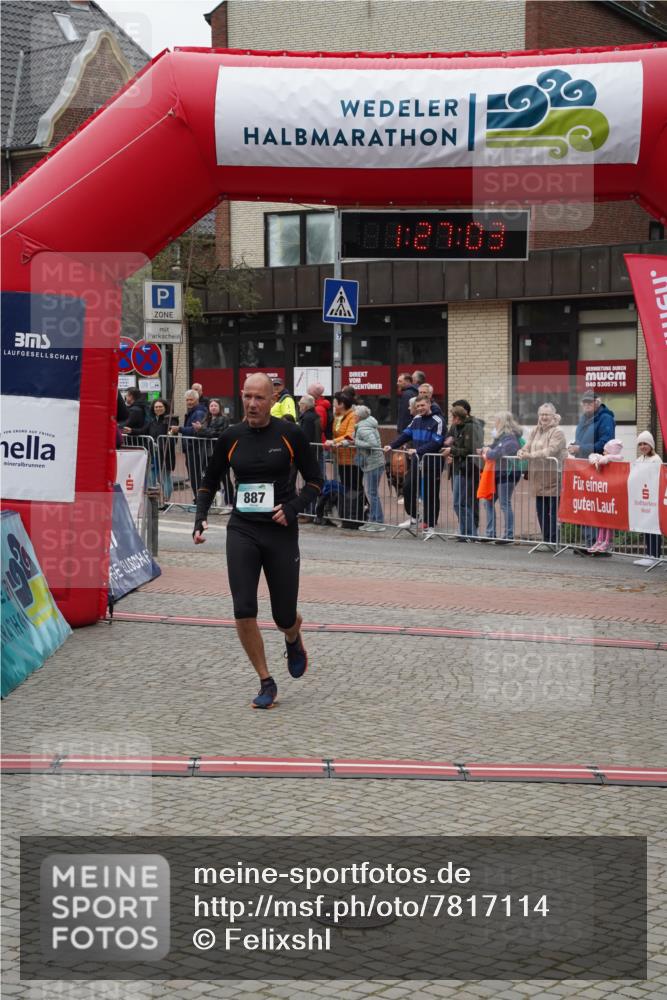 04.05.2025 - 8. Wedeler Halbmarathon Felixshl http://msf.ph/oto/7817114 04.05.2025 11:27:01 Ziel 887, 1100 meine-sportfotos.de