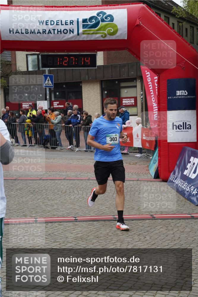 04.05.2025 - 8. Wedeler Halbmarathon Felixshl http://msf.ph/oto/7817131 04.05.2025 11:27:12 Ziel 303, 352 meine-sportfotos.de