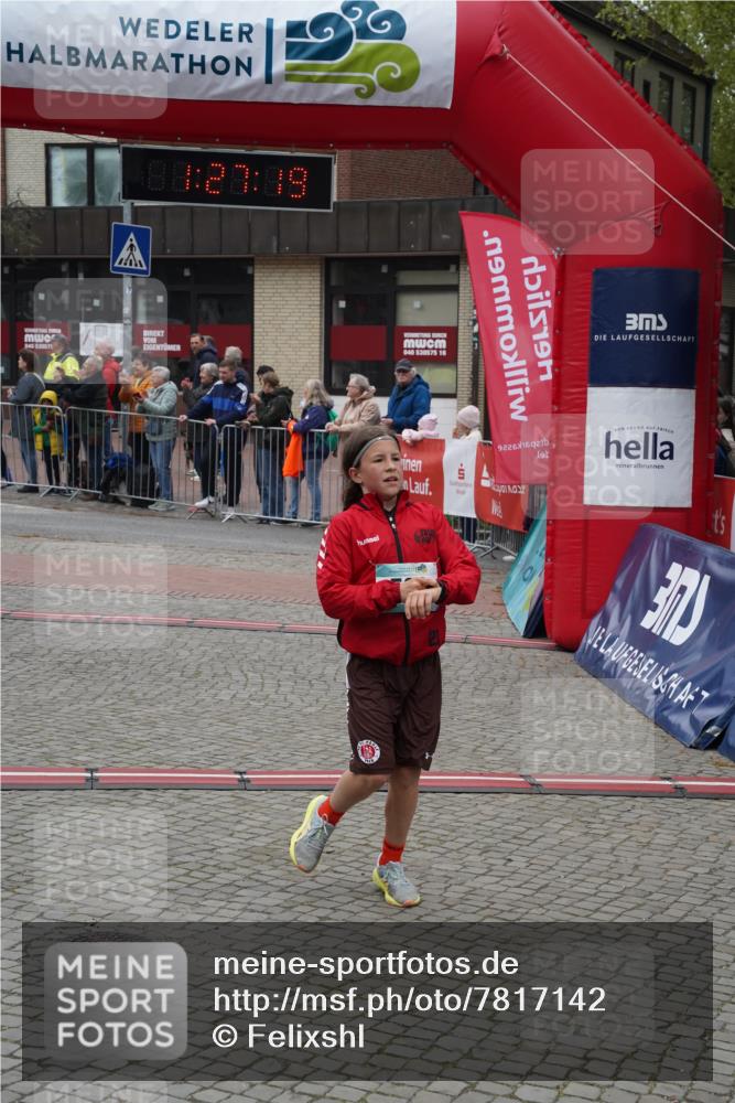 04.05.2025 - 8. Wedeler Halbmarathon Felixshl http://msf.ph/oto/7817142 04.05.2025 11:27:17 Ziel 303, 509, 1038 meine-sportfotos.de