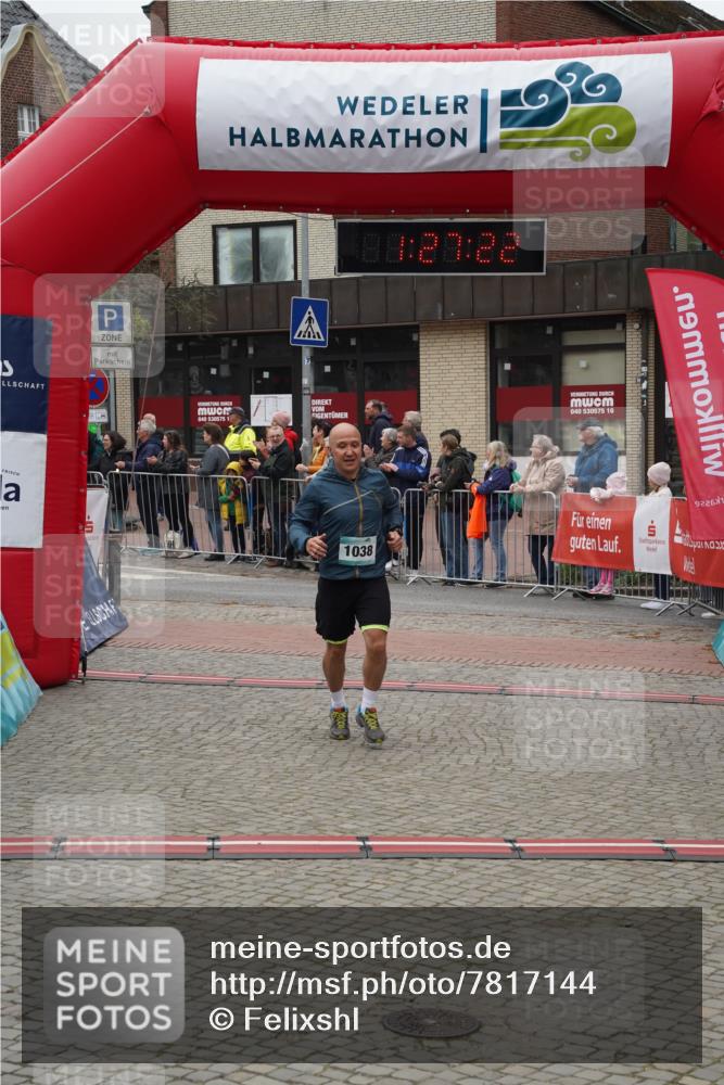 04.05.2025 - 8. Wedeler Halbmarathon Felixshl http://msf.ph/oto/7817144 04.05.2025 11:27:20 Ziel 509, 1038, 1198, 1201 meine-sportfotos.de