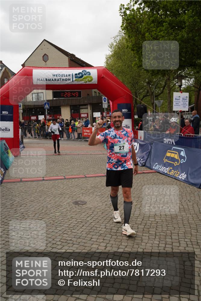 04.05.2025 - 8. Wedeler Halbmarathon Felixshl http://msf.ph/oto/7817293 04.05.2025 11:28:47 Ziel 27, 159, 301, 853 meine-sportfotos.de