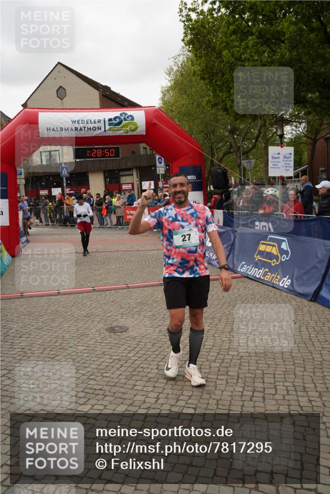 04.05.2025 - 8. Wedeler Halbmarathon Felixshl http://msf.ph/oto/7817295 04.05.2025 11:28:48 Ziel 27, 159, 301, 853 meine-sportfotos.de