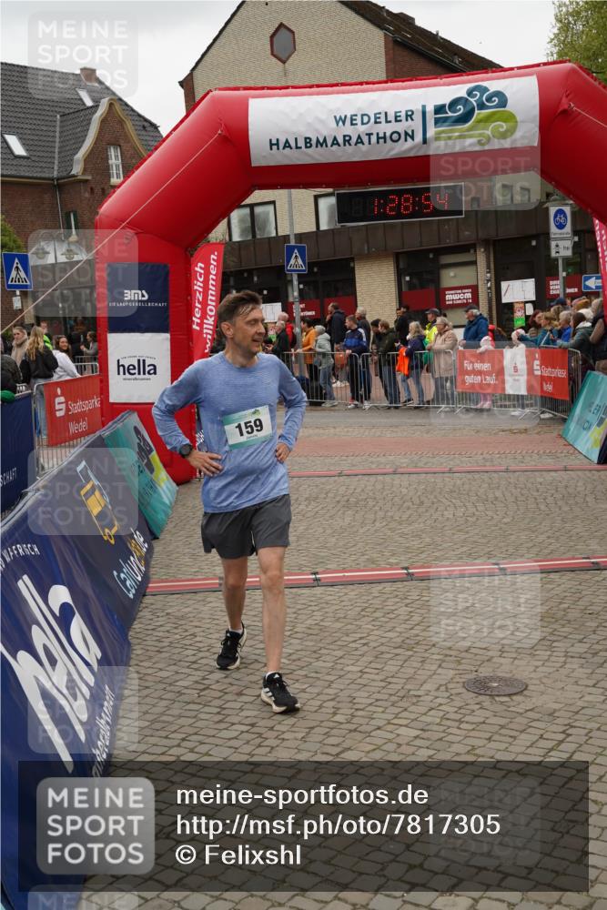 04.05.2025 - 8. Wedeler Halbmarathon Felixshl http://msf.ph/oto/7817305 04.05.2025 11:28:52 Ziel 159, 853 meine-sportfotos.de