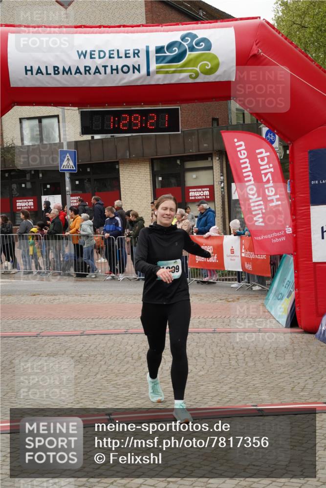 04.05.2025 - 8. Wedeler Halbmarathon Felixshl http://msf.ph/oto/7817356 04.05.2025 11:29:19 Ziel 1099, 1203 meine-sportfotos.de