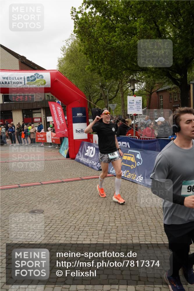 04.05.2025 - 8. Wedeler Halbmarathon Felixshl http://msf.ph/oto/7817374 04.05.2025 11:29:35 Ziel 188, 642, 963, 969 meine-sportfotos.de