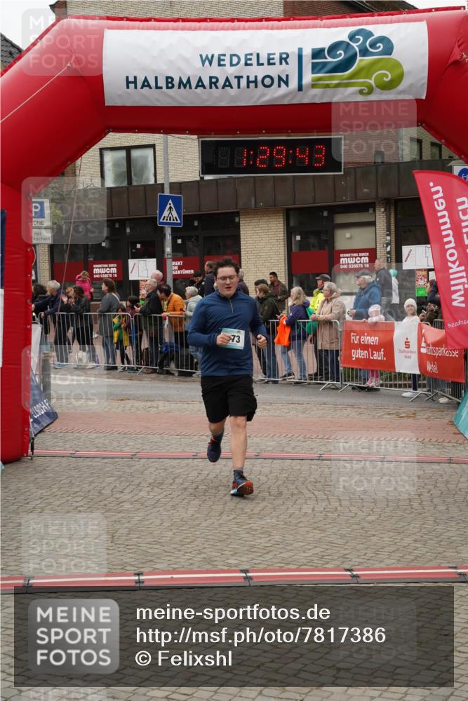 04.05.2025 - 8. Wedeler Halbmarathon Felixshl http://msf.ph/oto/7817386 04.05.2025 11:29:41 Ziel 969, 973 meine-sportfotos.de