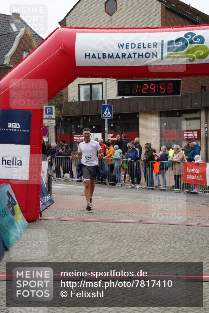 04.05.2025 - 8. Wedeler Halbmarathon Felixshl http://msf.ph/oto/7817410 04.05.2025 11:29:53 Ziel 23, 1097 meine-sportfotos.de