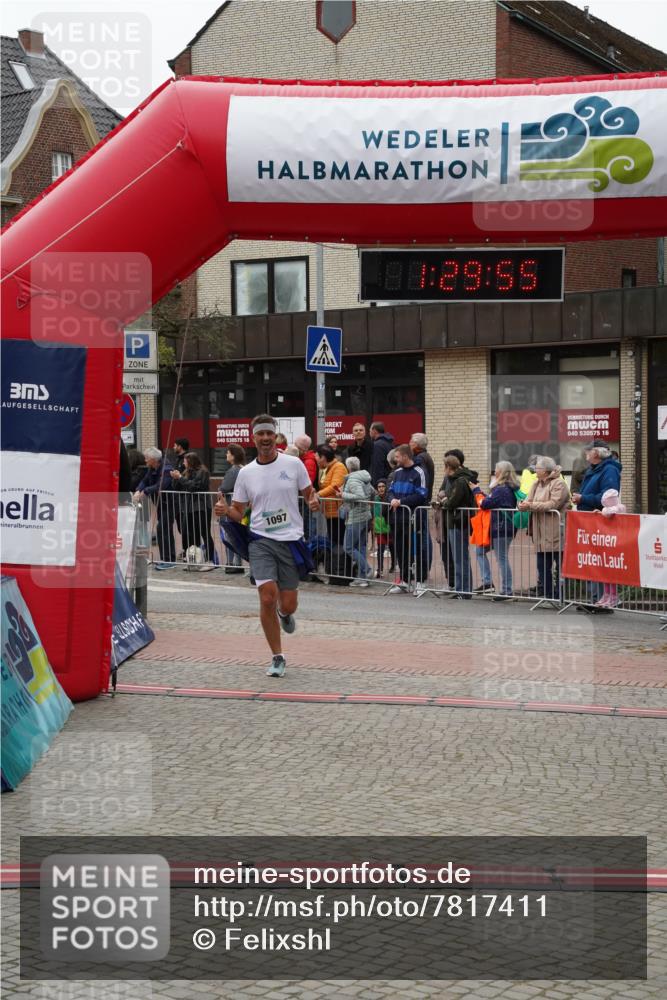 04.05.2025 - 8. Wedeler Halbmarathon Felixshl http://msf.ph/oto/7817411 04.05.2025 11:29:53 Ziel 23, 1097 meine-sportfotos.de