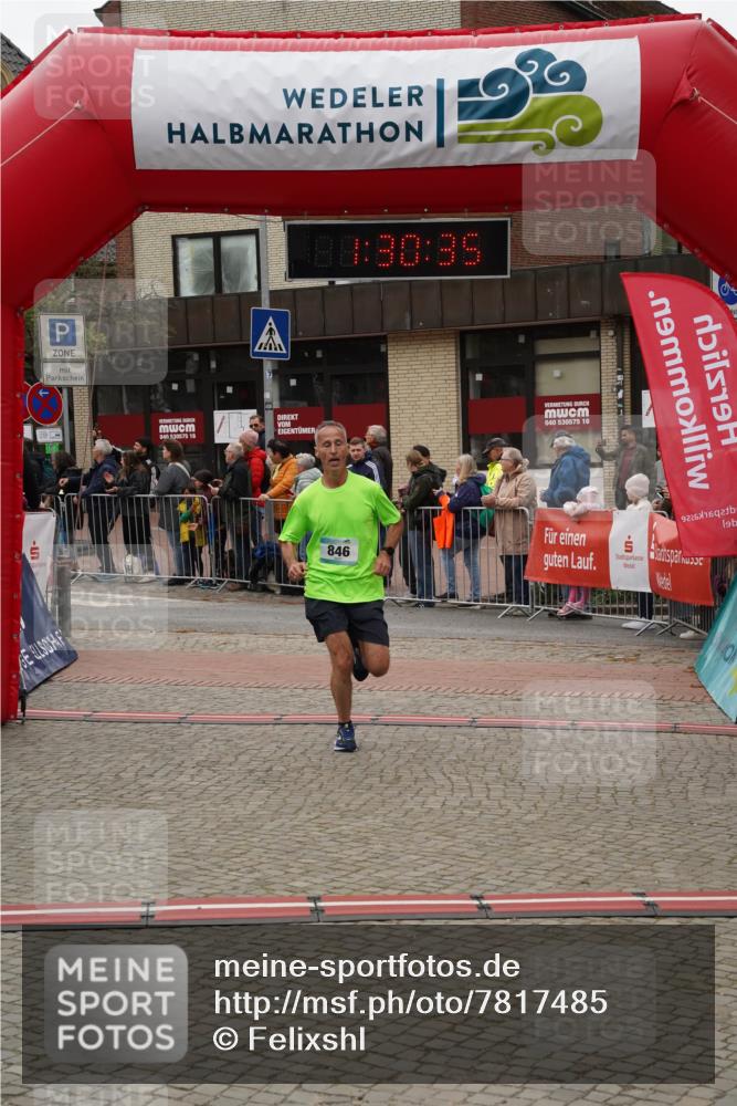 04.05.2025 - 8. Wedeler Halbmarathon Felixshl http://msf.ph/oto/7817485 04.05.2025 11:30:33 Ziel 798, 846 meine-sportfotos.de