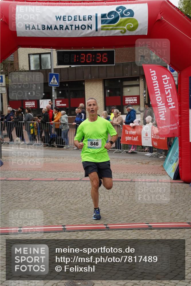 04.05.2025 - 8. Wedeler Halbmarathon Felixshl http://msf.ph/oto/7817489 04.05.2025 11:30:34 Ziel 798, 846 meine-sportfotos.de