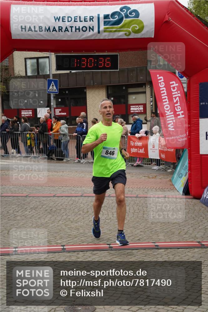 04.05.2025 - 8. Wedeler Halbmarathon Felixshl http://msf.ph/oto/7817490 04.05.2025 11:30:34 Ziel 798, 846 meine-sportfotos.de