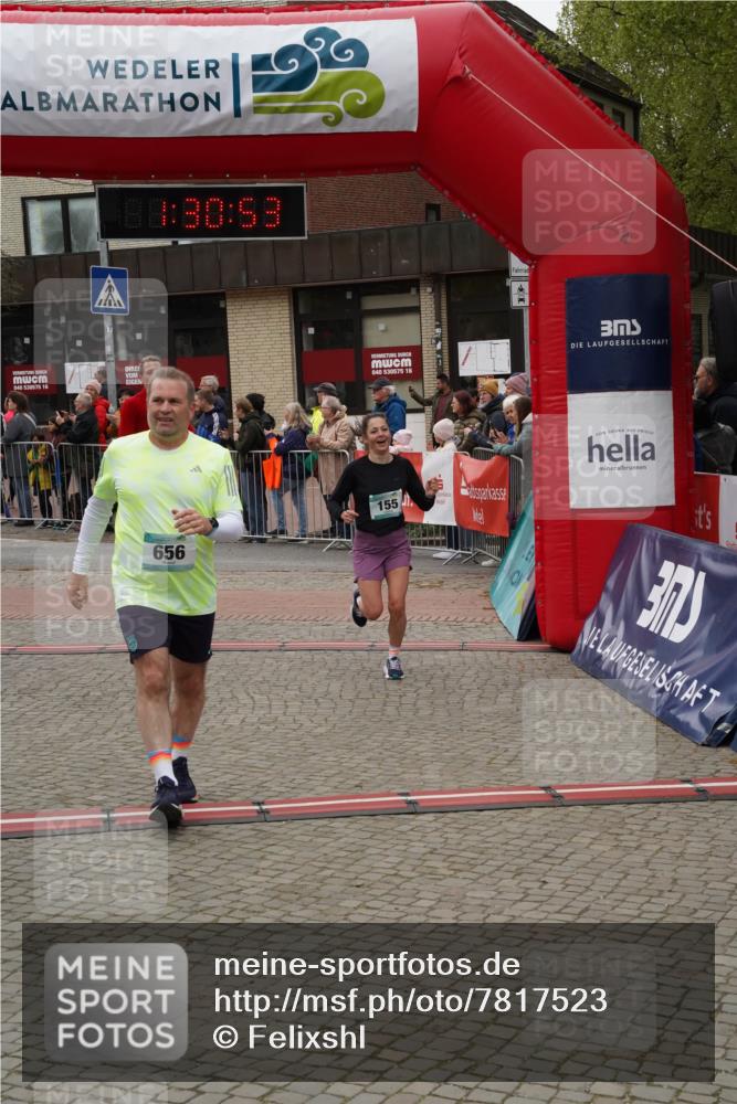 04.05.2025 - 8. Wedeler Halbmarathon Felixshl http://msf.ph/oto/7817523 04.05.2025 11:30:51 Ziel 155, 610, 616, 656, 659, 996 meine-sportfotos.de