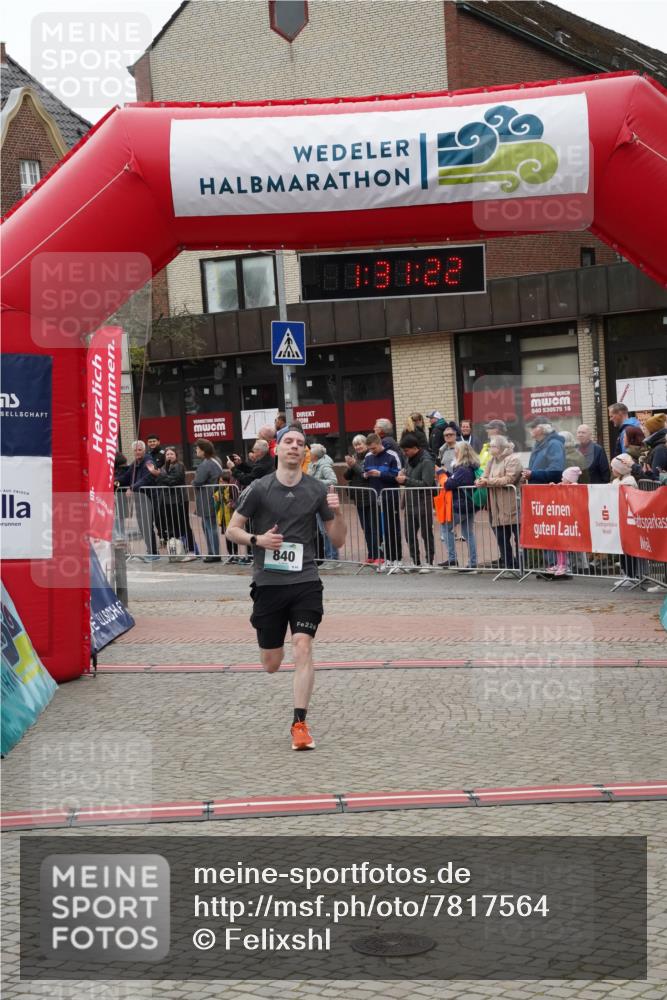 04.05.2025 - 8. Wedeler Halbmarathon Felixshl http://msf.ph/oto/7817564 04.05.2025 11:31:20 Ziel 840, 934 meine-sportfotos.de