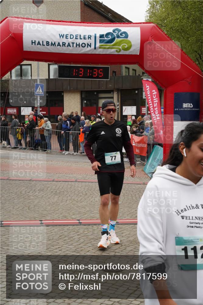 04.05.2025 - 8. Wedeler Halbmarathon Felixshl http://msf.ph/oto/7817599 04.05.2025 11:31:33 Ziel 77, 699, 1039, 1041, 1124 meine-sportfotos.de