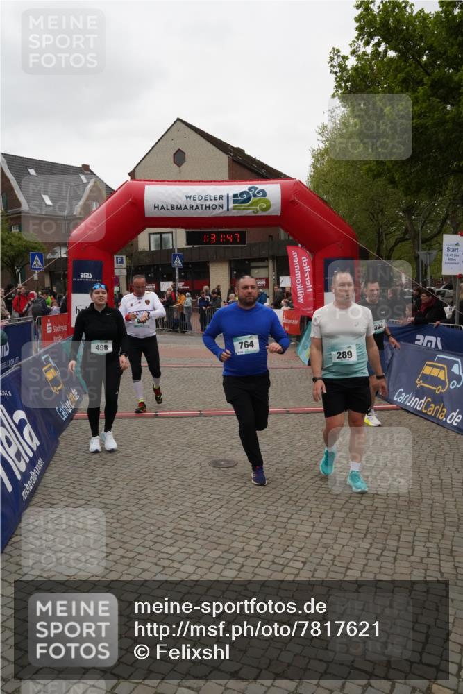 04.05.2025 - 8. Wedeler Halbmarathon Felixshl http://msf.ph/oto/7817621 04.05.2025 11:31:45 Ziel 289, 394, 687, 764, 979 meine-sportfotos.de