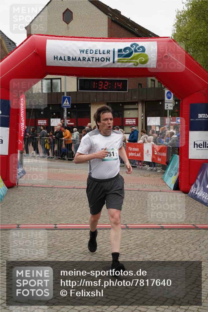 04.05.2025 - 8. Wedeler Halbmarathon Felixshl http://msf.ph/oto/7817640 04.05.2025 11:32:12 Ziel 7, 351 meine-sportfotos.de
