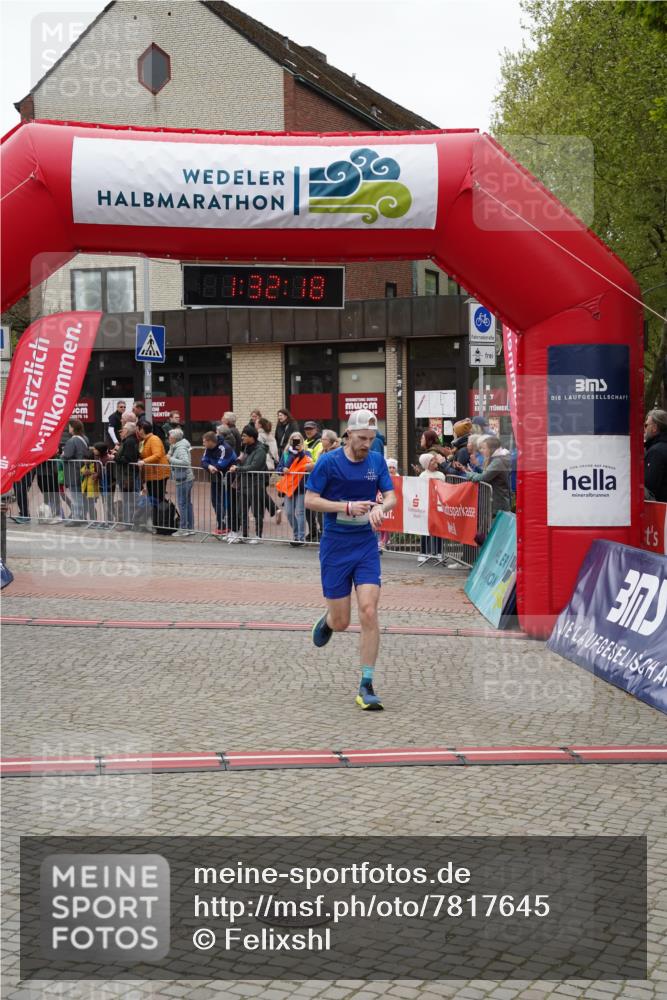 04.05.2025 - 8. Wedeler Halbmarathon Felixshl http://msf.ph/oto/7817645 04.05.2025 11:32:16 Ziel 7, 351 meine-sportfotos.de