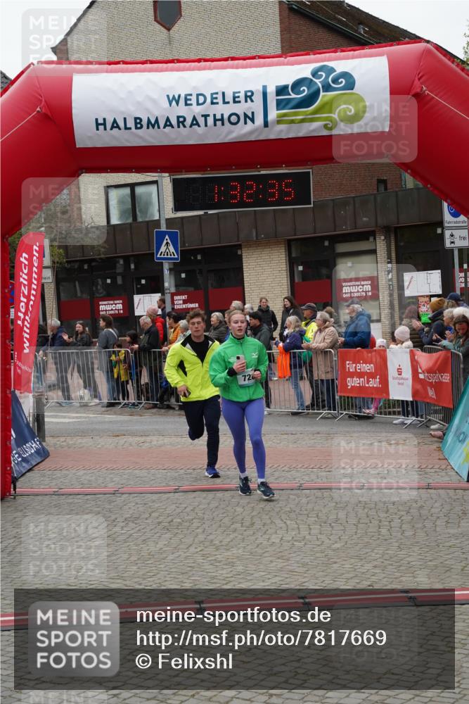 04.05.2025 - 8. Wedeler Halbmarathon Felixshl http://msf.ph/oto/7817669 04.05.2025 11:32:33 Ziel 728, 1211 meine-sportfotos.de