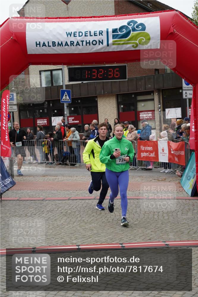 04.05.2025 - 8. Wedeler Halbmarathon Felixshl http://msf.ph/oto/7817674 04.05.2025 11:32:34 Ziel 728, 1211 meine-sportfotos.de
