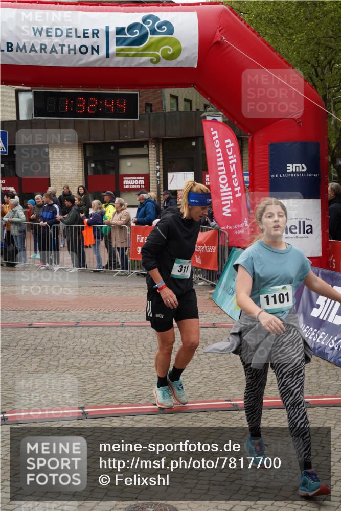 04.05.2025 - 8. Wedeler Halbmarathon Felixshl http://msf.ph/oto/7817700 04.05.2025 11:32:42 Ziel 311, 354, 579, 774, 1101, 1211 meine-sportfotos.de
