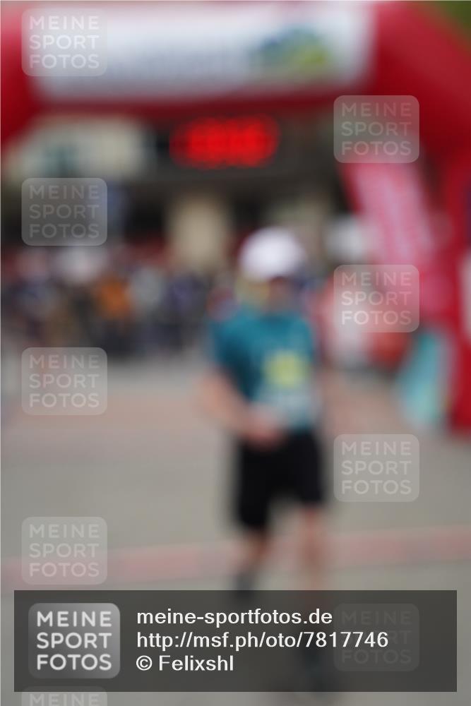 04.05.2025 - 8. Wedeler Halbmarathon Felixshl http://msf.ph/oto/7817746 04.05.2025 11:33:00 Ziel 446, 696, 711, 968, 1122 meine-sportfotos.de