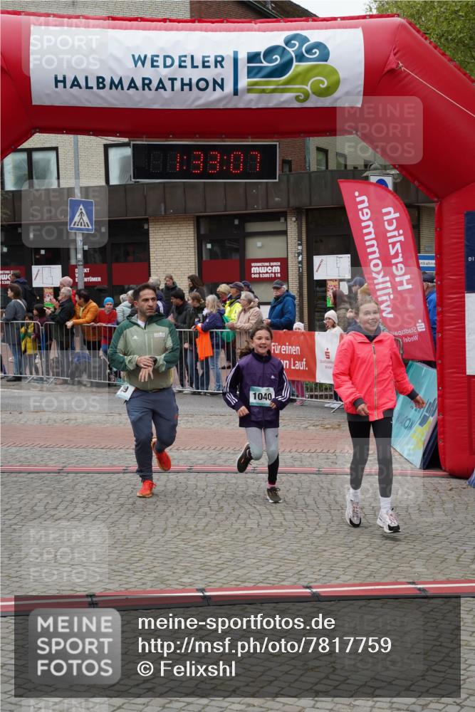 04.05.2025 - 8. Wedeler Halbmarathon Felixshl http://msf.ph/oto/7817759 04.05.2025 11:33:05 Ziel 615, 711, 729, 1040, 1122 meine-sportfotos.de