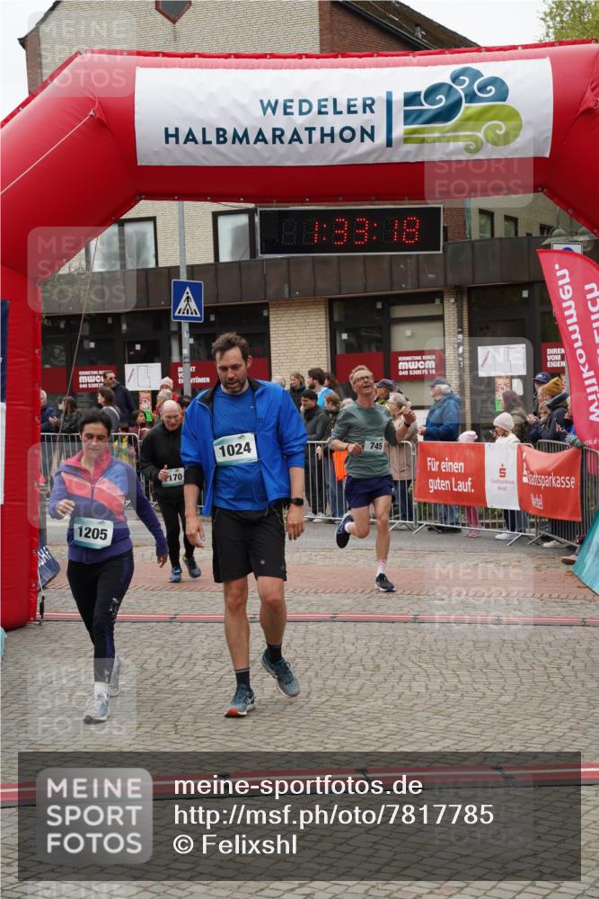 04.05.2025 - 8. Wedeler Halbmarathon Felixshl http://msf.ph/oto/7817785 04.05.2025 11:33:16 Ziel 745, 921, 1024, 1089, 1170, 1205, 1215 meine-sportfotos.de
