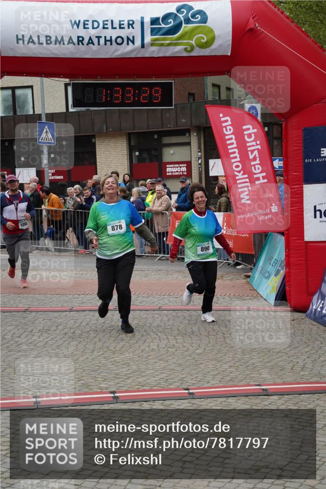 04.05.2025 - 8. Wedeler Halbmarathon Felixshl http://msf.ph/oto/7817797 04.05.2025 11:33:27 Ziel 878, 890, 1090 meine-sportfotos.de