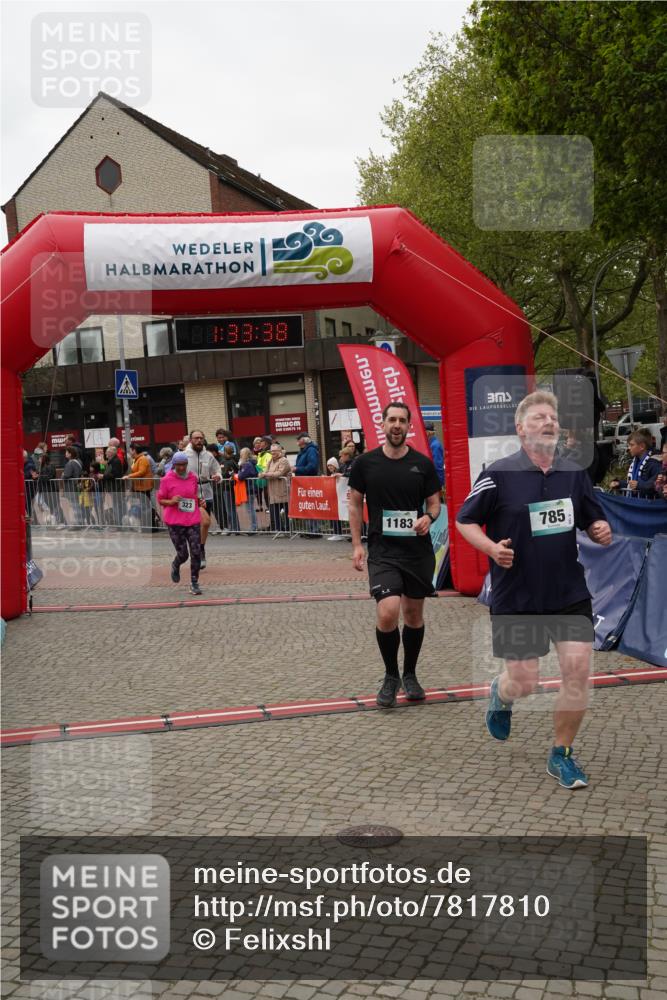 04.05.2025 - 8. Wedeler Halbmarathon Felixshl http://msf.ph/oto/7817810 04.05.2025 11:33:36 Ziel 323, 785, 1128, 1183 meine-sportfotos.de