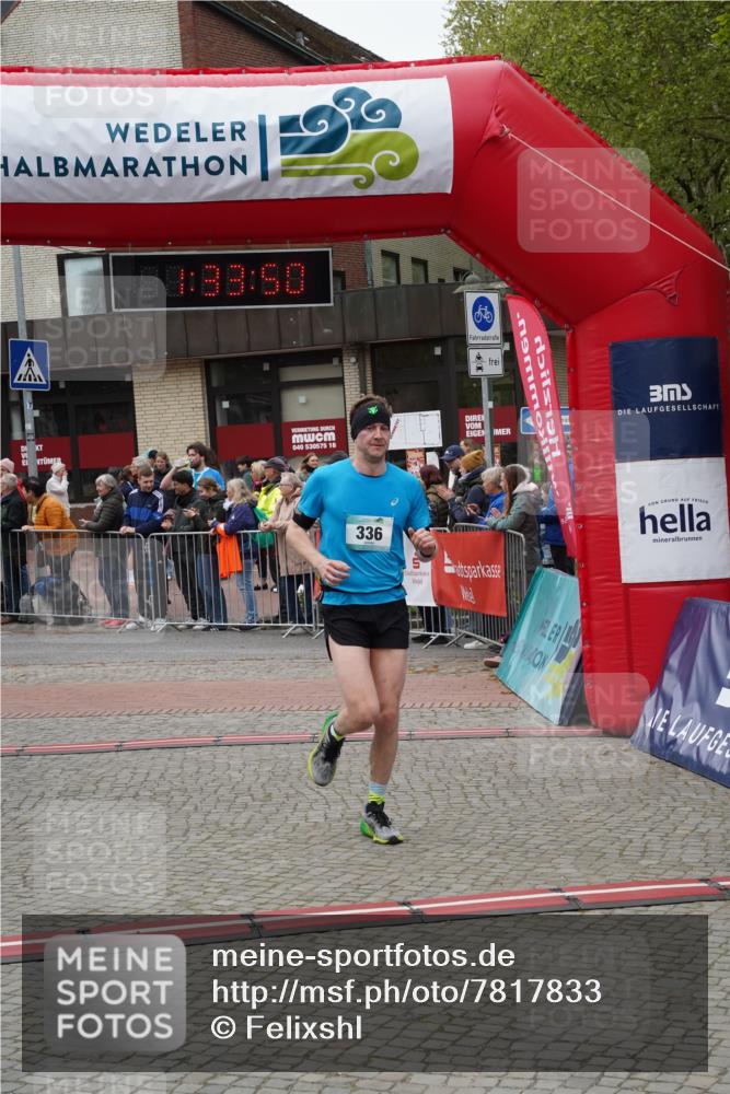 04.05.2025 - 8. Wedeler Halbmarathon Felixshl http://msf.ph/oto/7817833 04.05.2025 11:33:48 Ziel 336, 916, 1134 meine-sportfotos.de