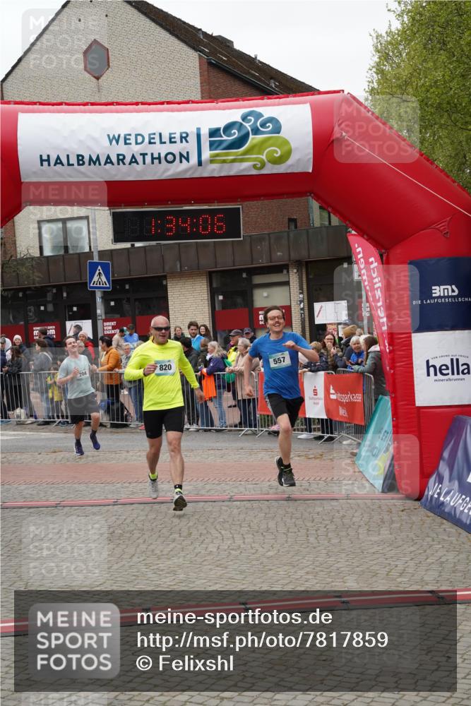 04.05.2025 - 8. Wedeler Halbmarathon Felixshl http://msf.ph/oto/7817859 04.05.2025 11:34:04 Ziel 204, 557, 820, 1022, 1023 meine-sportfotos.de