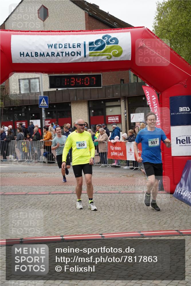 04.05.2025 - 8. Wedeler Halbmarathon Felixshl http://msf.ph/oto/7817863 04.05.2025 11:34:05 Ziel 204, 557, 820 meine-sportfotos.de