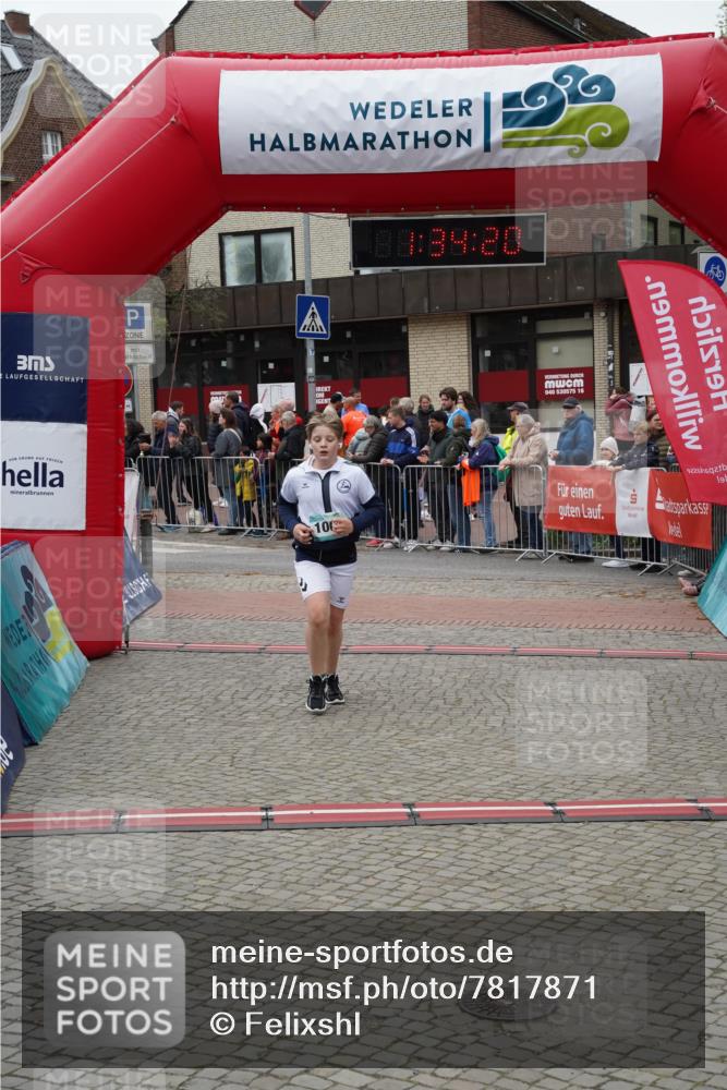 04.05.2025 - 8. Wedeler Halbmarathon Felixshl http://msf.ph/oto/7817871 04.05.2025 11:34:18 Ziel 1060 meine-sportfotos.de