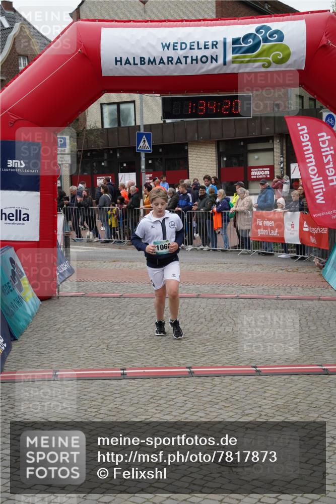 04.05.2025 - 8. Wedeler Halbmarathon Felixshl http://msf.ph/oto/7817873 04.05.2025 11:34:18 Ziel 1060 meine-sportfotos.de