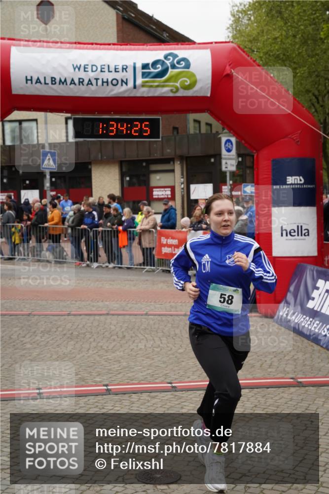 04.05.2025 - 8. Wedeler Halbmarathon Felixshl http://msf.ph/oto/7817884 04.05.2025 11:34:23 Ziel 58, 1060 meine-sportfotos.de