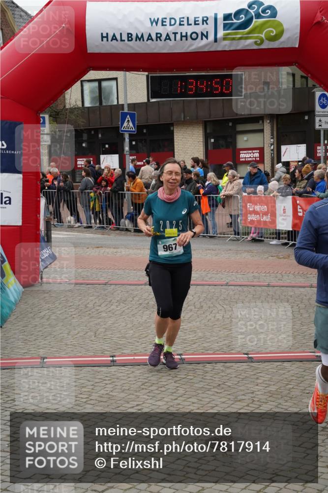 04.05.2025 - 8. Wedeler Halbmarathon Felixshl http://msf.ph/oto/7817914 04.05.2025 11:34:48 Ziel 513, 652, 678, 967, 1059, 1206 meine-sportfotos.de