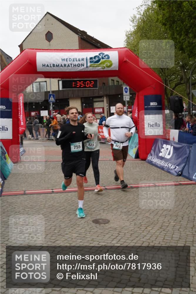 04.05.2025 - 8. Wedeler Halbmarathon Felixshl http://msf.ph/oto/7817936 04.05.2025 11:35:00 Ziel 662, 755, 793, 822, 823, 1103 meine-sportfotos.de