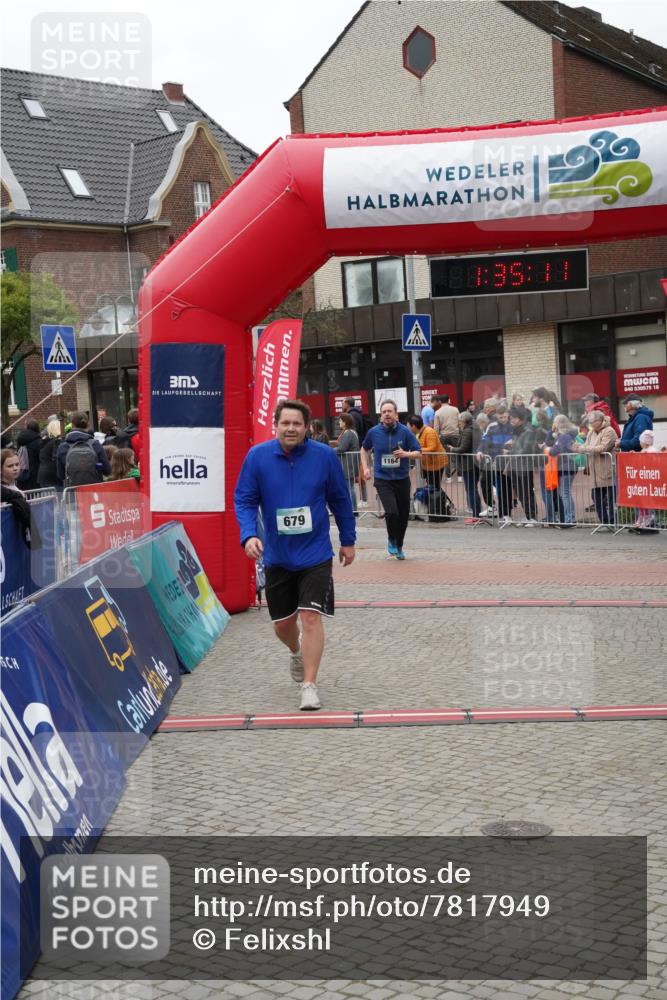 04.05.2025 - 8. Wedeler Halbmarathon Felixshl http://msf.ph/oto/7817949 04.05.2025 11:35:09 Ziel 679, 1164 meine-sportfotos.de