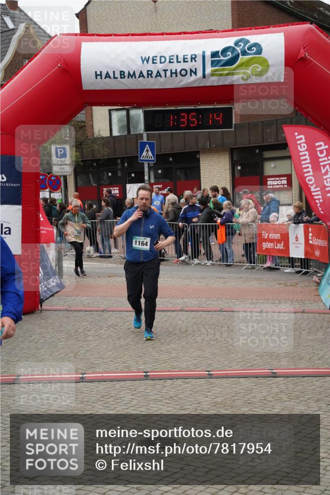 04.05.2025 - 8. Wedeler Halbmarathon Felixshl http://msf.ph/oto/7817954 04.05.2025 11:35:12 Ziel 679, 732, 1029, 1164 meine-sportfotos.de