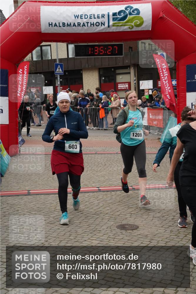 04.05.2025 - 8. Wedeler Halbmarathon Felixshl http://msf.ph/oto/7817980 04.05.2025 11:35:25 Ziel 226, 603, 637, 1046, 1091, 1121, 1152, 1209 meine-sportfotos.de