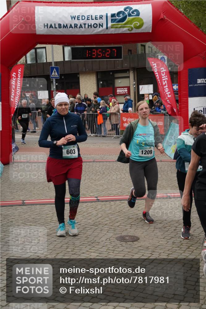 04.05.2025 - 8. Wedeler Halbmarathon Felixshl http://msf.ph/oto/7817981 04.05.2025 11:35:25 Ziel 226, 603, 637, 1046, 1091, 1121, 1152, 1209 meine-sportfotos.de
